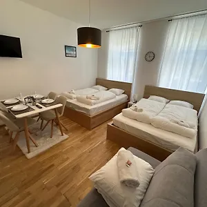  Apartamento Cozy 5-person In 6